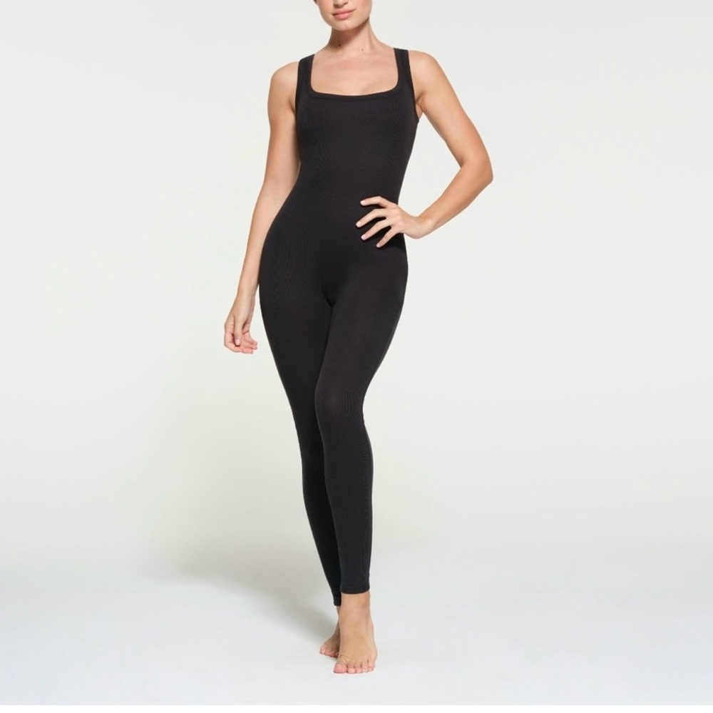 SKIMS Cotton Rib Onesie/Catsuit - SOOT